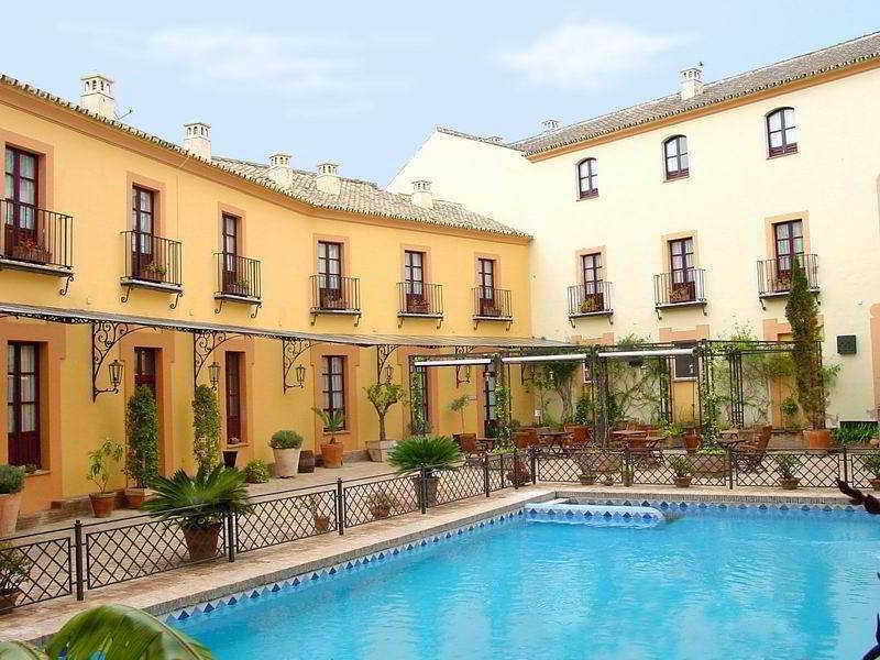 Hotel Alcazar De La Reina Carmona  Exterior photo